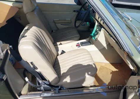 1974 Mercedes-Benz 450Sl z USA, uszkodzony, nr VIN 10704412018601